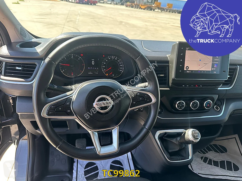 Véhicule utilitaire Nissan 2.0 DCI - MINIBUS -...
