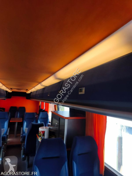 Autobussen Van Hool 916