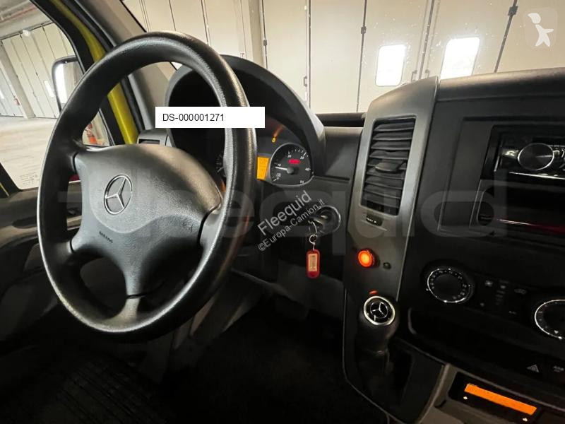 Autóbusz Mercedes