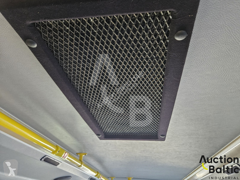 Autobuz Mercedes