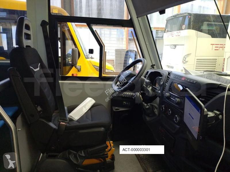 باص Iveco Indcar