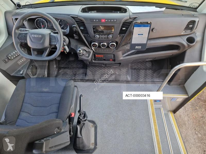 Autobussen Iveco Indcar