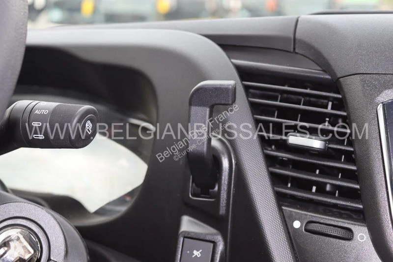 Véhicule utilitaire Iveco Line / NEW / Airco /...