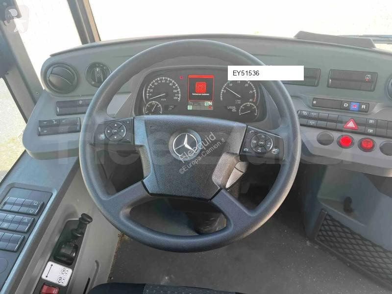 باص Mercedes