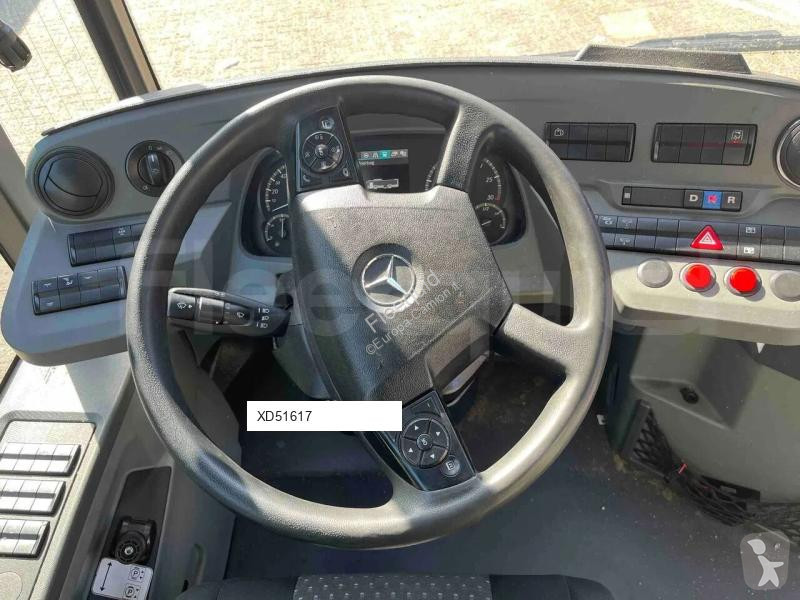 Autobussen Mercedes
