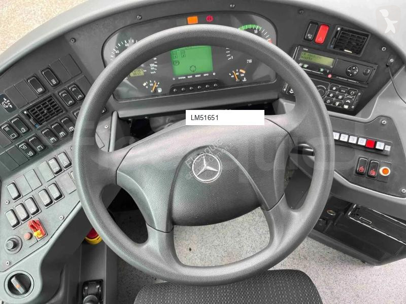 باص Mercedes