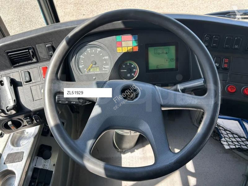 Autobús Mercedes