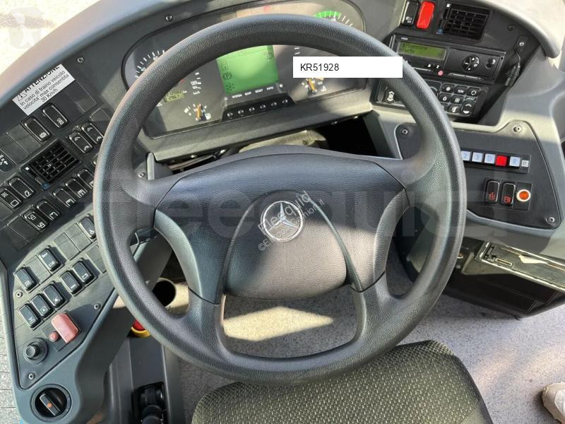 باص Mercedes