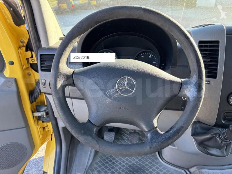Véhicule utilitaire Mercedes
