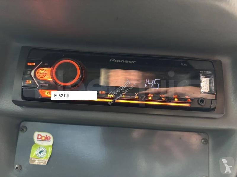 Autobussen Isuzu Novo
