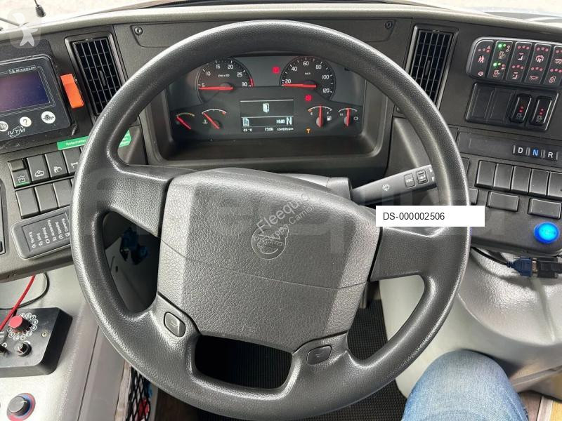 Autocar Volvo Unvi