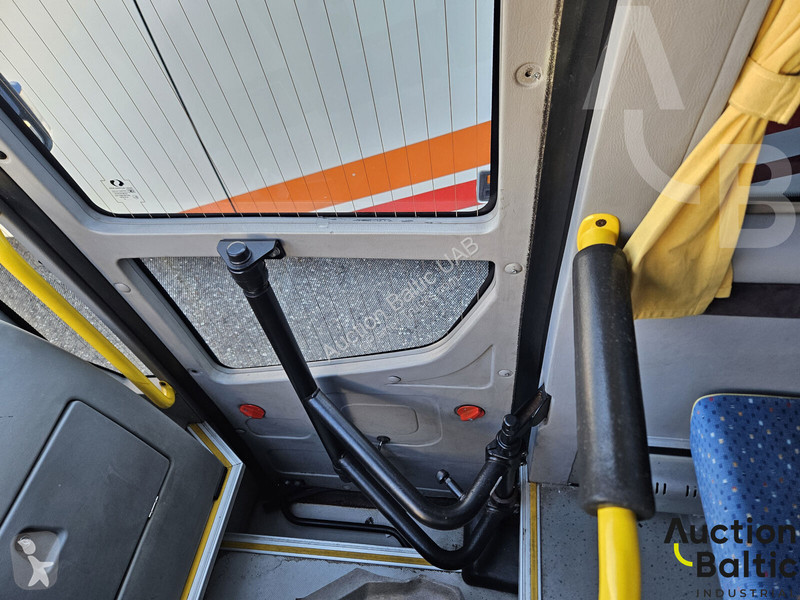 Autobuz Mercedes