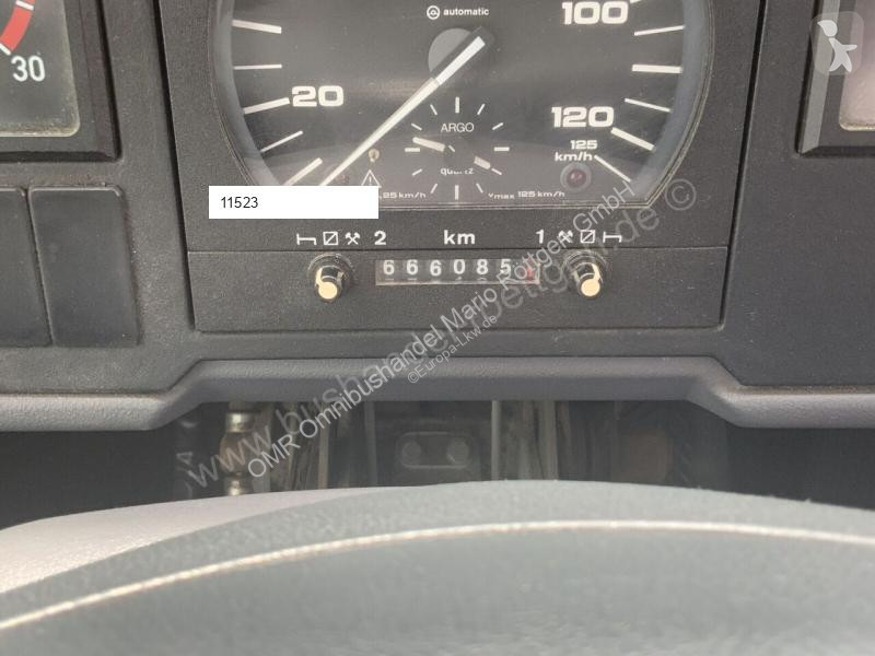 باص Mercedes O 550