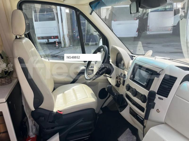 Autobús Mercedes