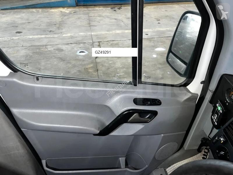 باص Mercedes