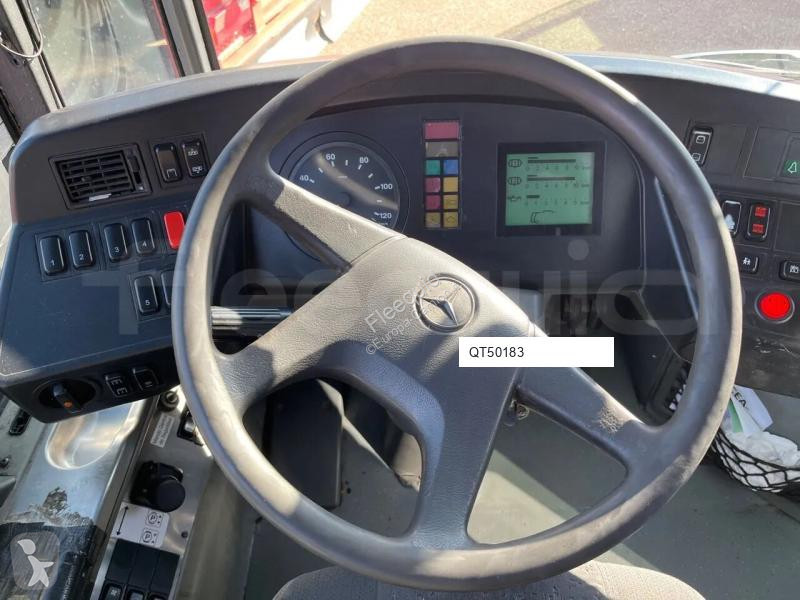 باص Mercedes