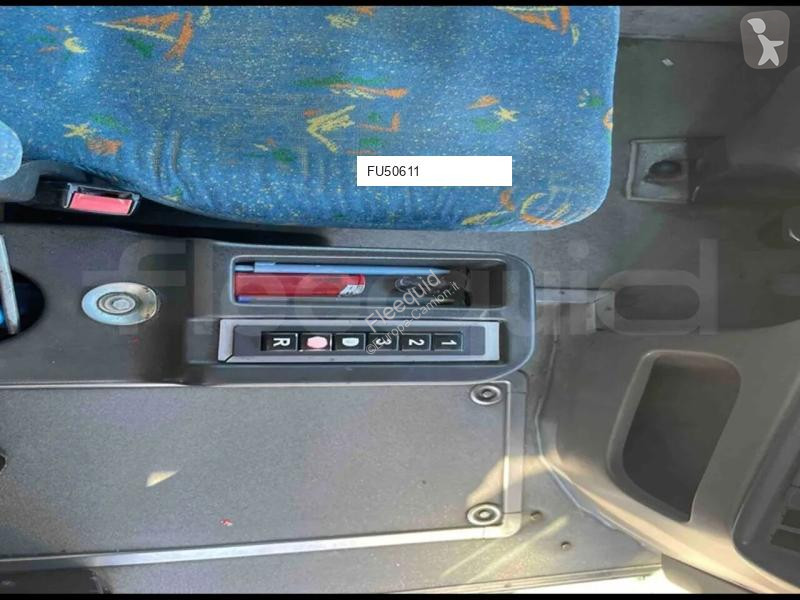 باص Irisbus
