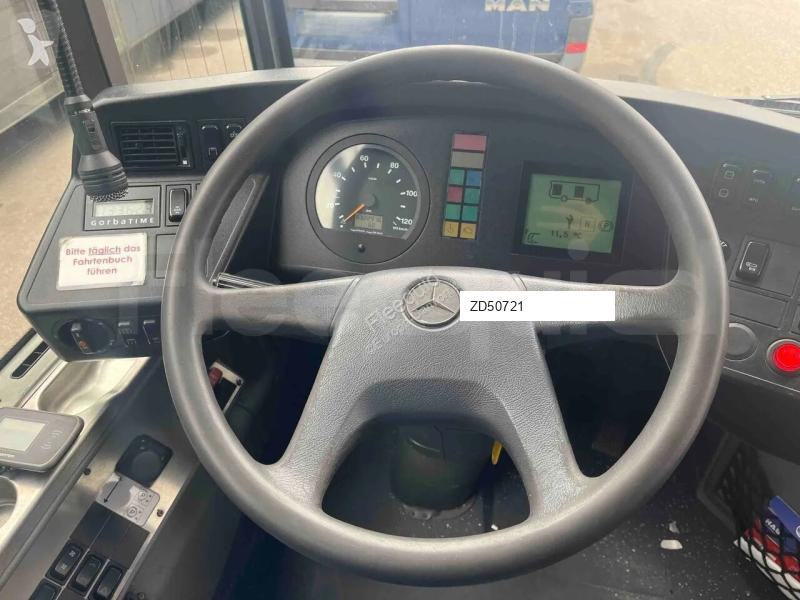 باص Mercedes