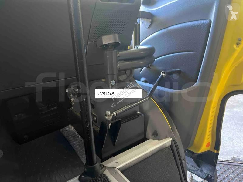 باص Iveco