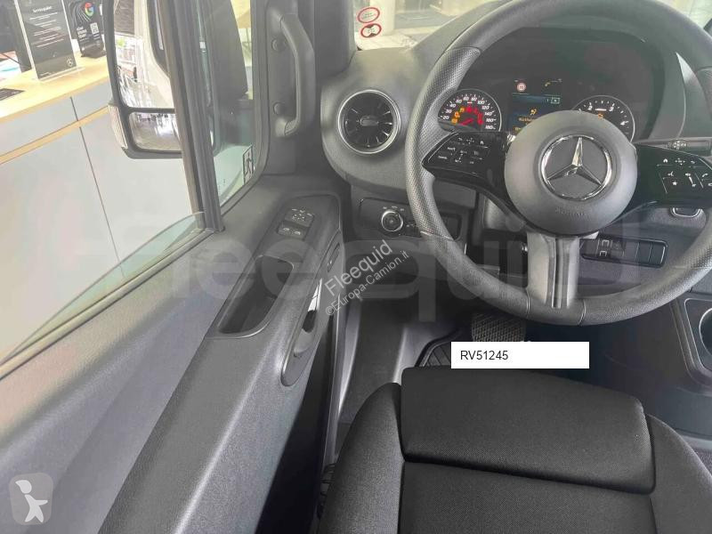 Furgoneta Mercedes