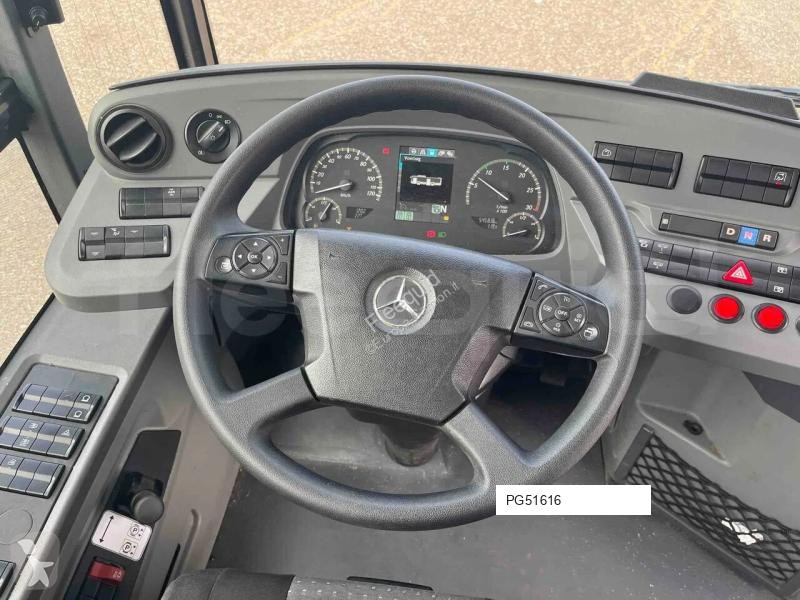 Autobussen Mercedes