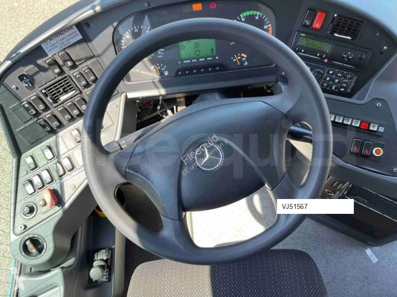 باص Mercedes