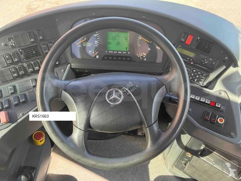 باص Mercedes