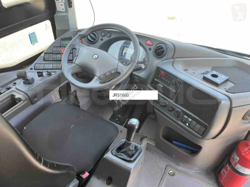 باص Iveco