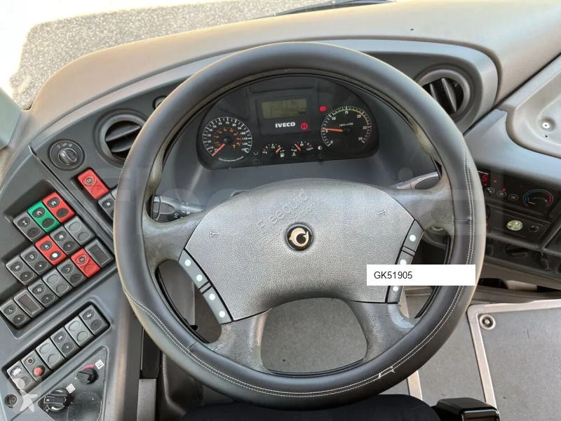 باص Iveco