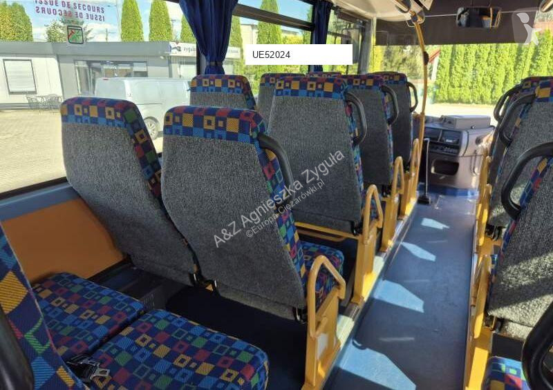 Autobussen Irisbus RECREO