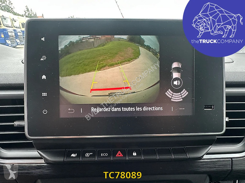 Užitkové vozidlo Nissan 2.0 DCI - MINIBUS - 9...