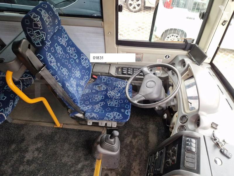 Isuzu Novo bus
