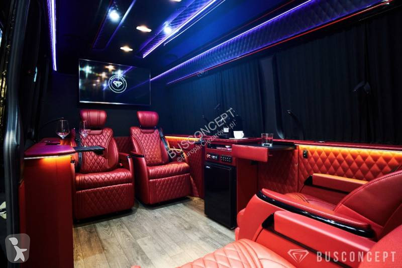 Buss Mercedes 319 high class 4+2