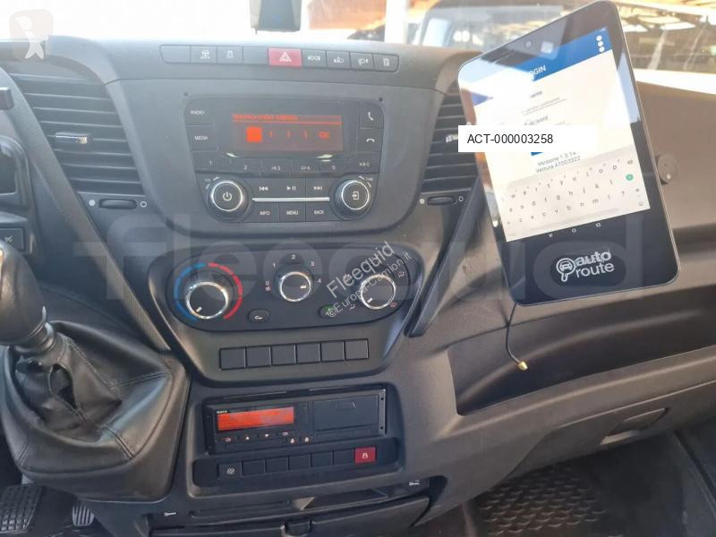 باص Iveco Indcar