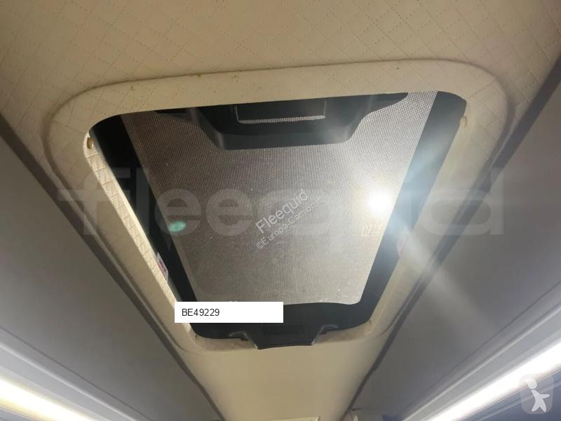 باص Mercedes