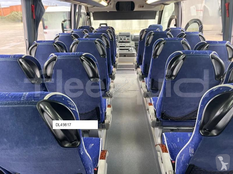 باص Iveco