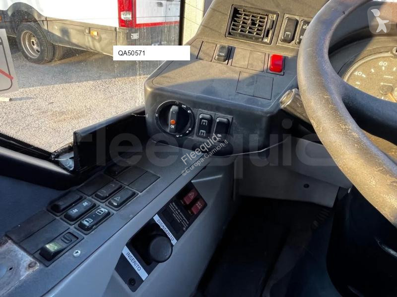 باص Mercedes