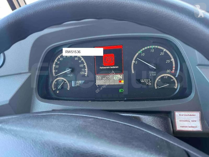 باص Mercedes