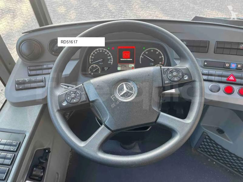 Autobussen Mercedes