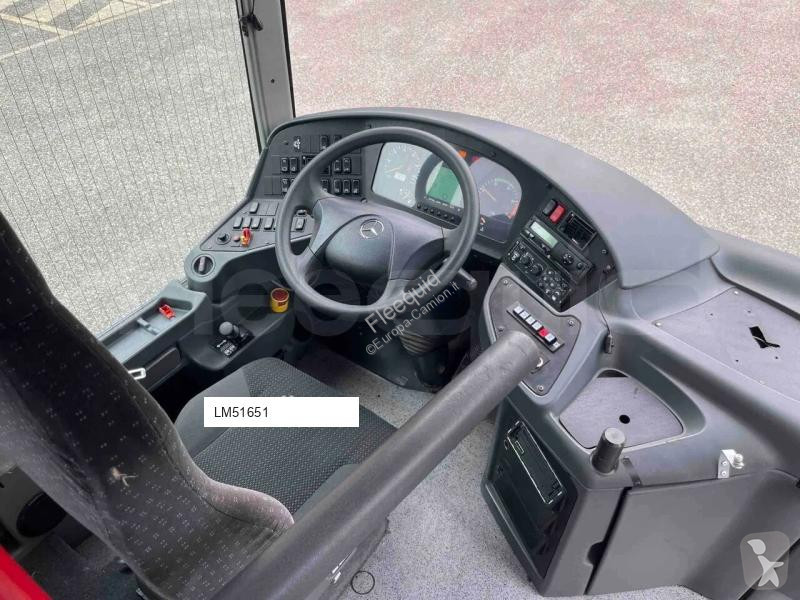باص Mercedes