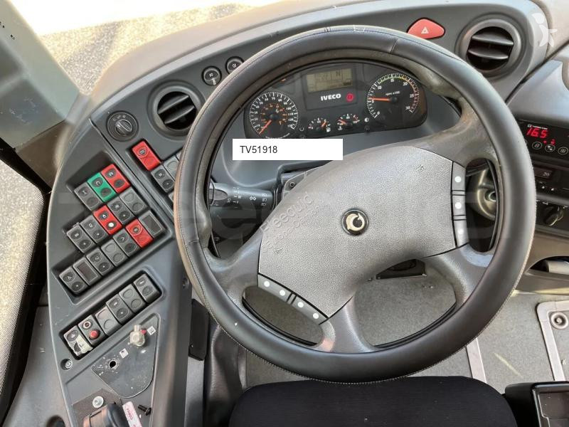 باص Iveco