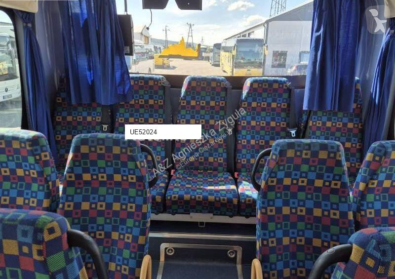 Autobussen Irisbus RECREO