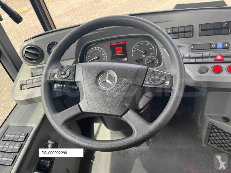 Autóbusz Mercedes