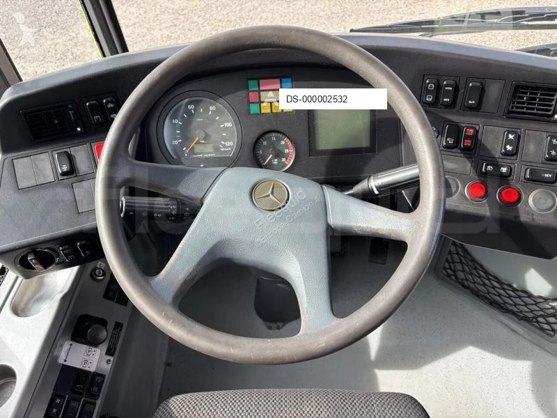 Autobús Mercedes