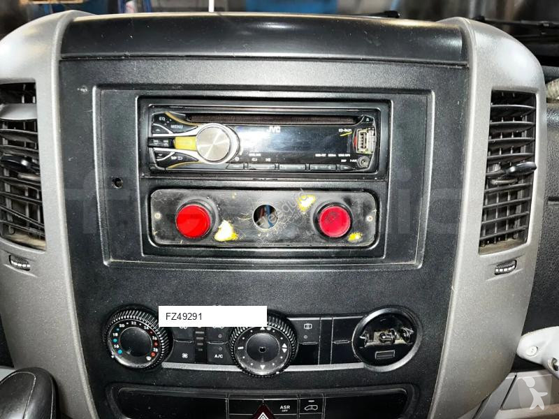 Véhicule utilitaire Mercedes