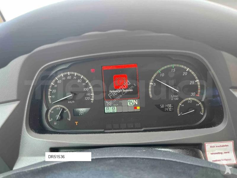 باص Mercedes