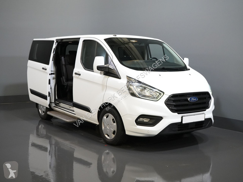 Užitkové vozidlo Ford Tourneo 2.0 TDCI €...