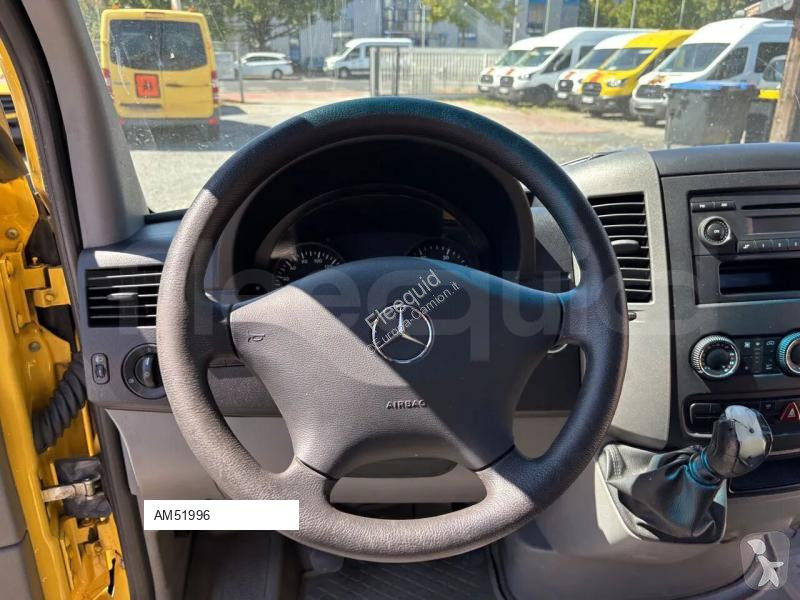 Véhicule utilitaire Mercedes