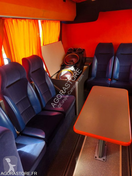 Autobussen Van Hool 916