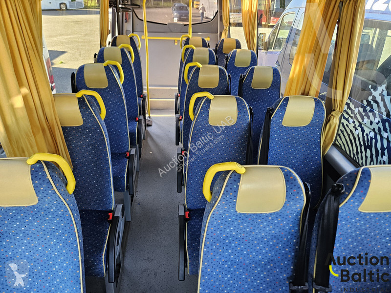 Autobuz Mercedes